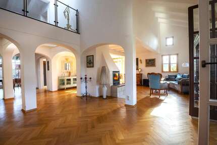 Wohnung zum Kaufen in Pittenhart 795.000,00 € 230 m²