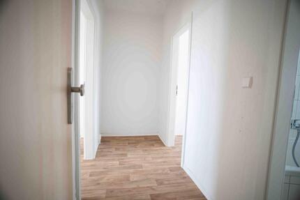 Kurzfristig frei! - 400,00&nbsp;EUR Kaltmiete, ca.&nbsp; 49,57&nbsp;m&sup2; in Prenzlau (PLZ: 17291)