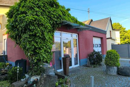Gewerbefläche vielseitig einsetzbar. 92 m² insgesamt. - Mogendorf