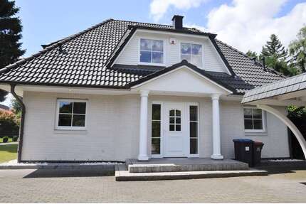 Haus zum Mieten in Hamburg 2.700,00 € 152 m²