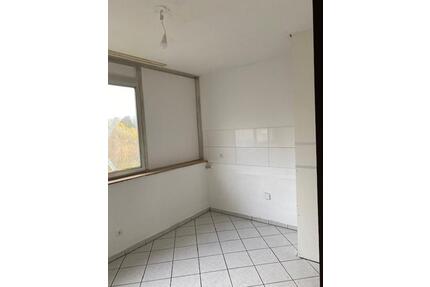 3-Zimmer-Wohnung in Kreuztal - 389,00&nbsp;EUR Kaltmiete, ca.&nbsp; 74,00&nbsp;m&sup2; in Kreuztal (PLZ: 57223)