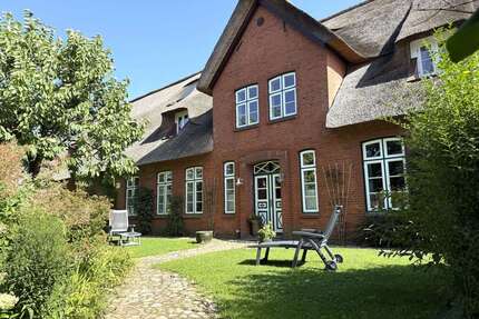 Haus zum Kaufen in Rantrum 899.000,00 € 319 m²