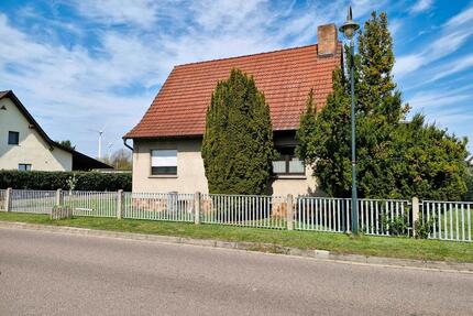 Einfamilienhaus mit Grundstück - 250.000,00&nbsp;EUR Kaufpreis, ca.&nbsp; 95,00&nbsp;m&sup2; in Zörbig (PLZ: 06780)