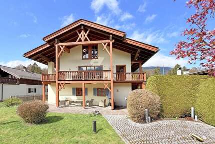 Haus zum Kaufen in Grainau 1.660.000,00 € 275 m²