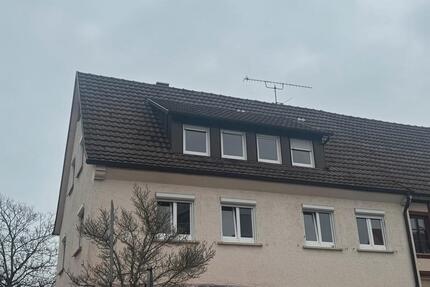 Attraktive Etagenwohnung mit viel Licht, Terrasse und Top-Lage - Bodelshausen