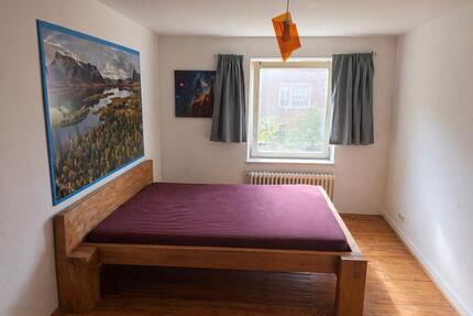 WG ZUM 1.5.2026 - 450,00&nbsp;EUR Kaltmiete, ca.&nbsp; 100,00&nbsp;m&sup2;&nbsp;Wohnfl&auml;che in Kiel (PLZ: 24116) Schreventeich