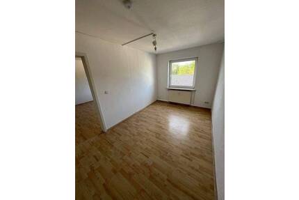 schöne 2-Raum Wohnung im EG - ruhige Wohnlage - Halle (Saale) Ammendorf-Beesen