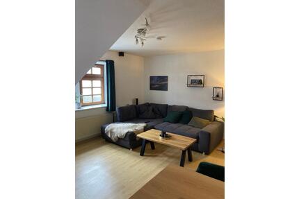 Schöne DG-Wohnung 2 ZKB in Waldeck Marktplatz zu vermieten