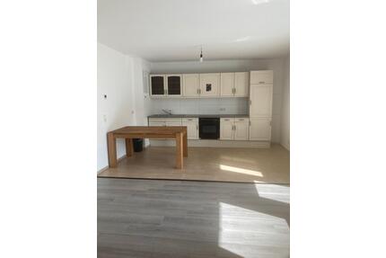 3 Zimmer Wohnung - 760,00&nbsp;EUR Kaltmiete, ca.&nbsp; 80,00&nbsp;m&sup2; in Idar-Oberstein (PLZ: 55743)