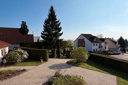 Hochwertig modernisierte Doppelhaushälfte in ruhiger Lage - Dassel