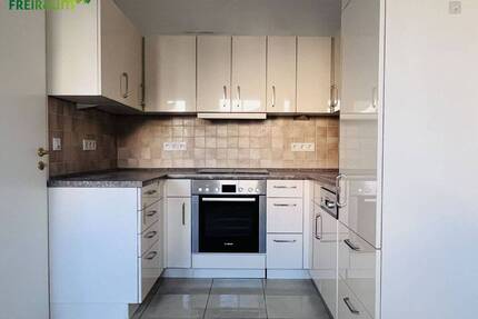 TR.-Zewen: Frisch renovierte Komfortable Erdgeschosswohnung mit Terrasse, Einbauküche und Stellplatz. - Trier