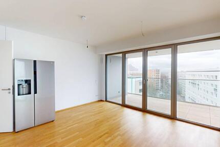Über den Dächern der Hauptstadt: 3-Zimmer-Neubauwohnung mit BALKON und EBK im Erstbezug - Berlin Friedrichshain-Kreuzberg