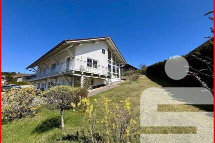 Haus zum Kaufen in Perlesreut 230.000,00 € 180 m²