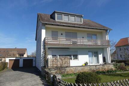 Wohnen für die Familie! Zweifamilienhaus in Petersaurach!