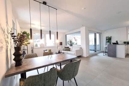 Smart Luxury Living: Exklusives Townhouse mit Dachterrasse & High-End-Technologie - Böblingen