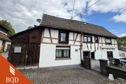 Charmantes Fachwerkhaus in ruhiger Ortslage - Niederelbert