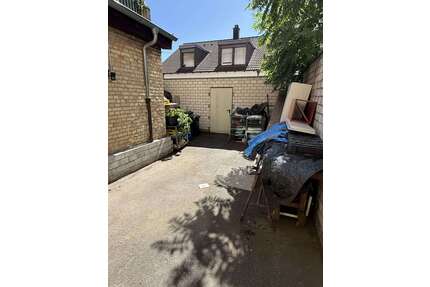 Haus zum Kaufen in Mannheim 529.000,00 € 430 m²