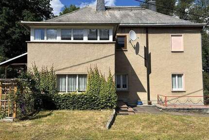 Wohnhaus in sonniger Lage - 155.000,00&nbsp;EUR Kaufpreis, ca.&nbsp; 190,00&nbsp;m&sup2;&nbsp;Wohnfl&auml;che in Berga-Wünschendorf (PLZ: 07980) Markersdorf