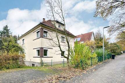 Charmante Erdgeschosswohnung mit kleinem Wintergarten und eigenem Gartenteil - Bielefeld / Brackwede