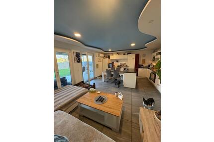 Moderne 2-Zimmer Wohnung mit Terasse, Klimaanlage und Einbauküche - Bietigheim