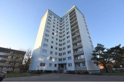 Helle 3-Zi-Wohnung mit Balkon zur Miete: Schmiedekoppel 81 in Bad Schwartau - OTTO STÖBEN GmbH