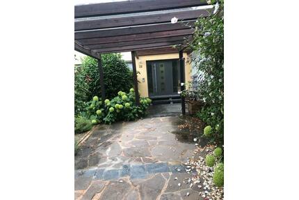 Haus zur Vermietung | 180m² + Carport + Garage - Kaiserslautern Einsiedlerhof