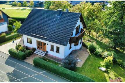 Haus zum Kaufen in Bad Lobenstein 290.000,00 € 146 m²