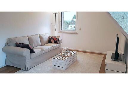 Sehr schöne, modern möblierte Wohnung in Schorndorf