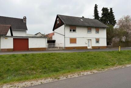 Charmantes Einfamilienhaus mit Potenzial in Reichensachsen - Eschwege