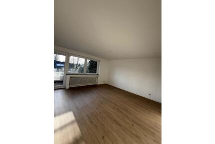 Krefeld Bockum Eigentumswohnung 3 ZKDB, Gäste WC, Balkon