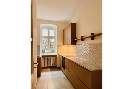 Erstbezug nach Kernsanierung: 2-Zi-Wohnung im in Berlin-Charlottenburg (Wilmersdorf)