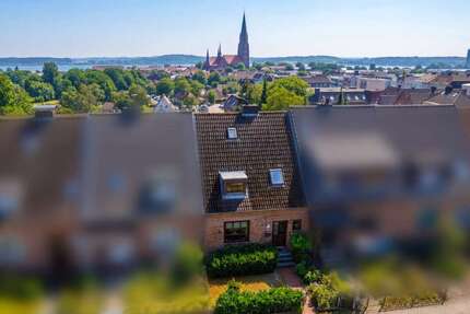 Haus zum Kaufen in Schleswig 265.000,00 € 100.04 m²