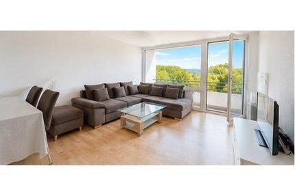 Attraktive 4 Zimmer Wohnung mit Balkon - Hamm (Sieg)