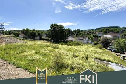 Grundstück zu verkaufen in Scheuerfeld 96.000,00 € 1066 m²