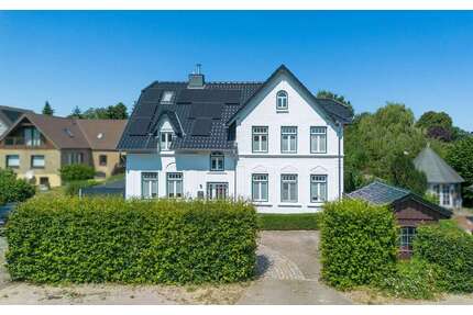 Haus zum Kaufen in Heikendorf 1.530.000,00 € 245 m²