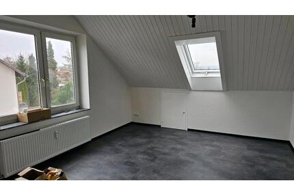 renovierte 3ZKD In Kassel Wolfsanger Str.