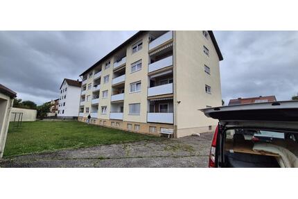 Gut gepflegte 4-Zimmer-Wohnung in Töging a. Inn mit Balkon - Töging am Inn