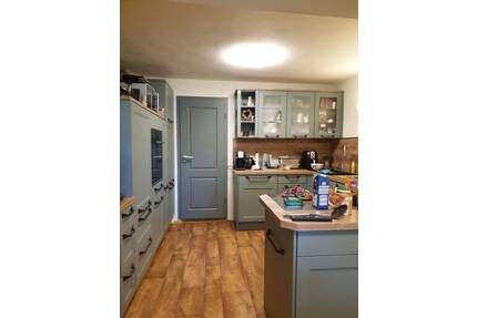 Renoviertes Einfamilienhaus mit Einliegerwohnung, großer Scheune und Stallungen in Hünfeld, Ortsteil bei Fulda