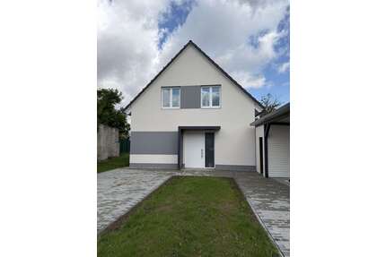 Haus zum Mieten in Wiedemar 1.850,00 € 143 m²