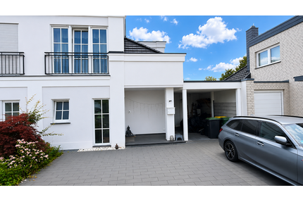 Haus zum Kaufen in Bornheim 995.000,00 € 206.52 m²