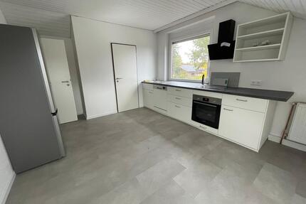 Gemütliche & modernisierte DG Wohnung ab 1.8. zu vermieten - Edewecht