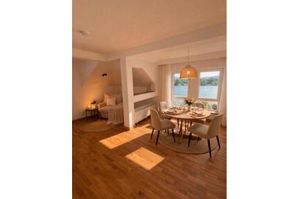 Sanierte Wohnung mit direktem Rheinblick - Königswinter