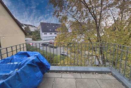 Wohnung zum Kaufen in Stuttgart 225.000,00 € 62.05 m²