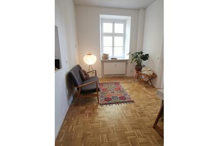 Behandlungsraum Büro in Landshut Altstadt - Kumhausen