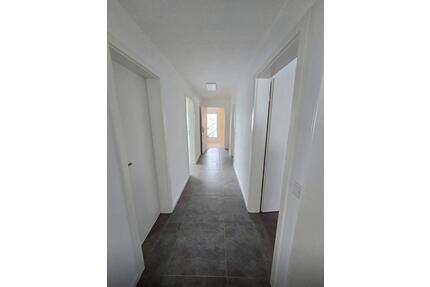 Komplett sanierte 89 m² Wohnung zu vermieten direkt in Battenberg - Allendorf (Eder)