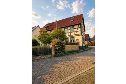 Ein- Zweifamilienhaus mit Idyllischem Ausblick in die Ferne - Bad Berka Bergern