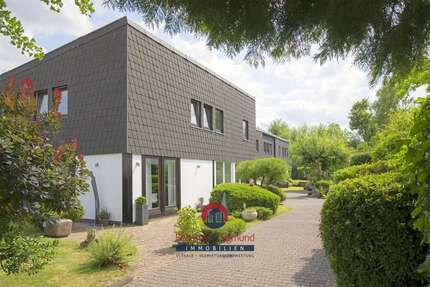 Haus zum Kaufen in Krefeld 569.000,00 € 120 m²