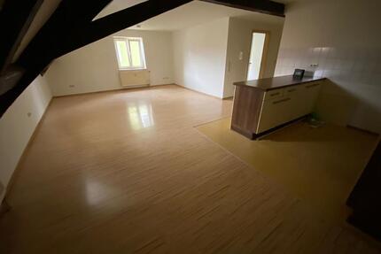 *Frisch renoviert* Charmante DG-Wohnung, Hüfingen ganz zentral
