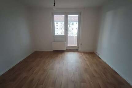 Wohnung zum Mieten in Merseburg 310,00 € 44.24 m²