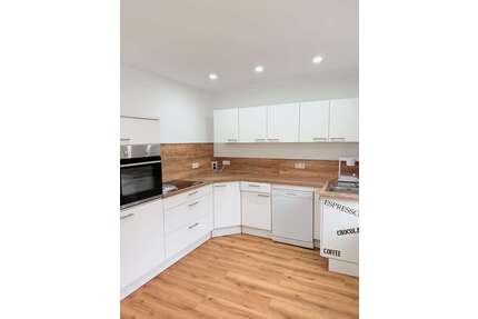 Wohnung zum Mieten in Wilkau-Haßlau 504,00 € 63 m²